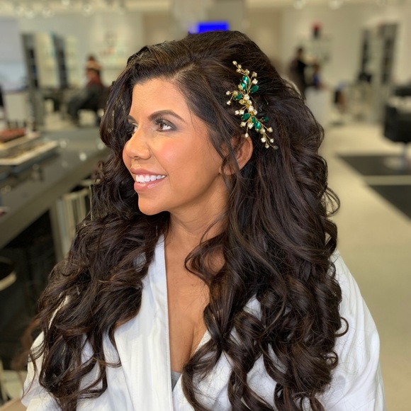 Meet your Posher, Christina - Picture 4 of 4